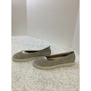 Easy Street Women Laser Cut Floral Perforated Slip On Comfort Flats Grey Size 11 thumbnail 2
