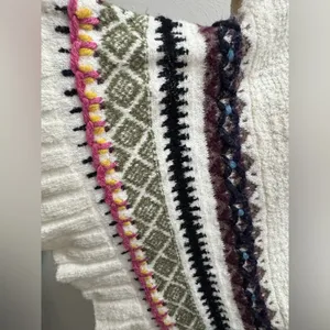 ANTHROPOLOGIE X Sleeping in Snow Woodland Fair Isle Pullover Poncho Size XS/S thumbnail 7