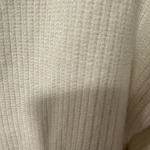 Cyrus Cream Women's Cardigan Sweater thumbnail 4