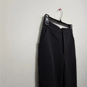 women’s Black High Rise Wide Leg Pants | Minimalist Workwear Small New (A459)✨ thumbnail 6