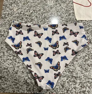 Bathing Suit Bottoms Size L thumbnail 2