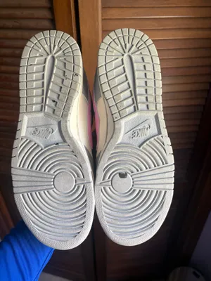 Nike Dunks thumbnail 5