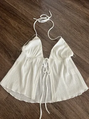 Princess Polly Top Halter White thumbnail 1