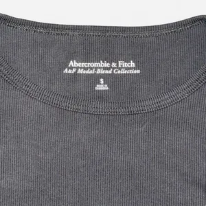 Abercrombie & Fitch Grey Long Sleeve Ribbed Shirt; Size Small thumbnail 2