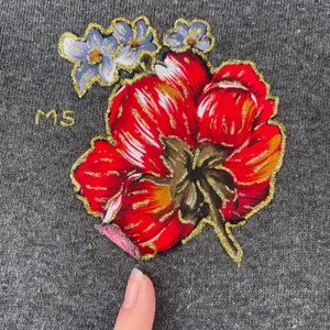 Vintage 90s Floral Grey Crewneck Sweater thumbnail 9