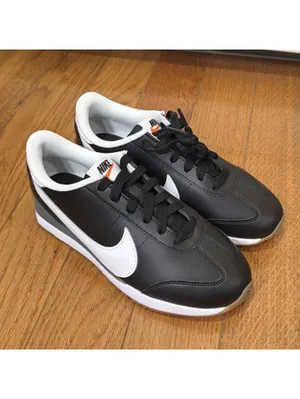Size 7 US Womens Nike Pacific Leather Retro Black White Sneakers / 5.5 Men’s thumbnail 4