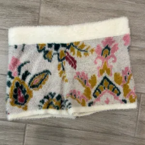 Anthropologie Daily Practice‎ Fuzzy Floral shorts size Small thumbnail 6