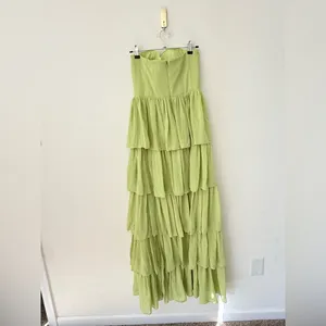 Lovers and Friends Hattie Green Tiered Strapless Maxi Gown Size Small thumbnail 8