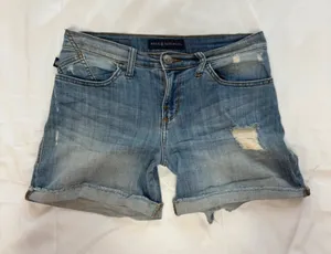 Rock & Republic Distressed Denim Shorts Size 6 thumbnail 1