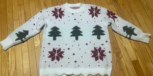 Christmas Sweater Women 2x Tag Removed But Only Worn Twice. Warm Cute Cozy. Plus thumbnail 1