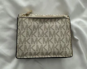 Michael Kors Wallet thumbnail 2