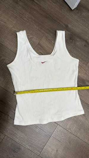 Nike vintage tank white  thumbnail 1