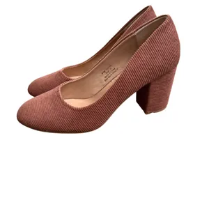 Journee Collection Women Brown Corduroy Block Heel Pumps Shoes Size 9‎ Casual thumbnail 4