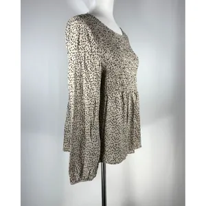 Urban Romantics Womens Long Sleeve Cheetah Print‎ Blouse Size L Smocked Peasant thumbnail 4