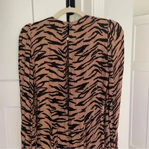 Reformation Brown Creed Button open Back‎ Long Sleeve Slit Dress tiger print thumbnail 6