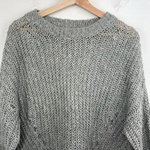 American Eagle Open knit crew neck pulloverer sweaterter gray Medium oversized thumbnail 2