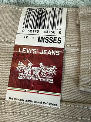 NWT Vintage Levis 550 Classic Relaxed Shorts Womens 12 Khaki Tan Twill Y2K Mom thumbnail 3
