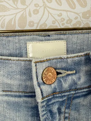 MOTHER The Stunner Zip Ankle Step Fray Distressed Light Wash Jeans - Size - 24 thumbnail 12