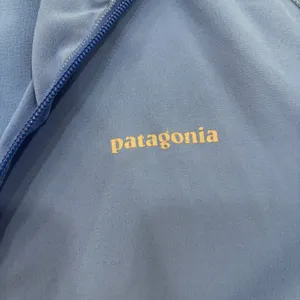 Patagonia Full Zip Lightweight Softshell Jacket Coat Women’s XL Blue Running thumbnail 10