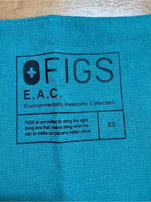 FIGS FIONe.a.c. Lekei Utility Scrub Top in Marine Size XS thumbnail 4