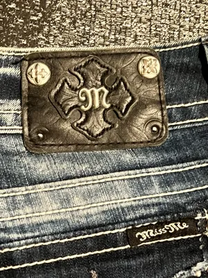 Womens 31x34 Miss Me Distressed JP5755B Embellished Boot Cut Jeans thumbnail 9