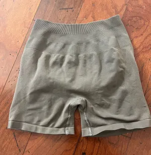 Alphalete Shorts thumbnail 1