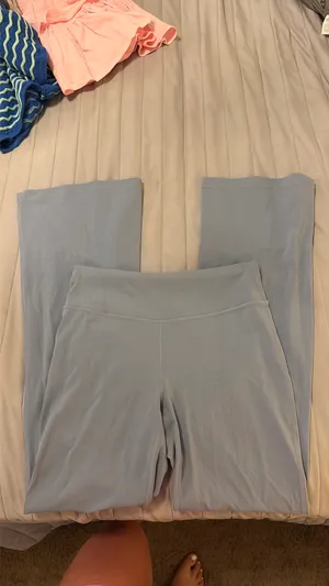Lululemon Flare Groove thumbnail 2