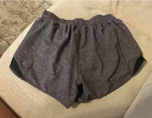 Lululemon Hot Hot Shorts thumbnail 2