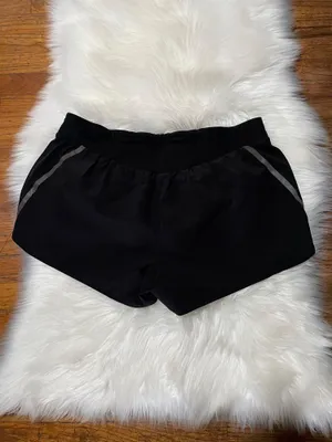 Adidas Women's Running Saturday Short thumbnail 6
