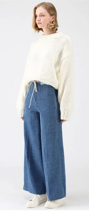 Chicwish Chunky Puff Sleeves Cropped Sweater Size Small Medium in Off White thumbnail 1