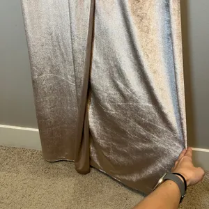 Baltic Born Meghan Velvet Wrap Maxi Dress Champagne Gold Flutter Sleeve M NWT thumbnail 3