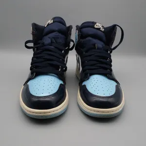 Nike Air Jordan 1 Retro High OG Blue Chill Patent Leather Womens 9 CD0461-401 thumbnail 2