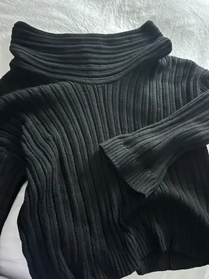 Sweater Black Size M thumbnail 2
