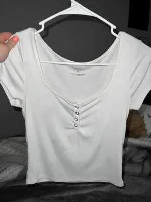 White Button Top thumbnail 1