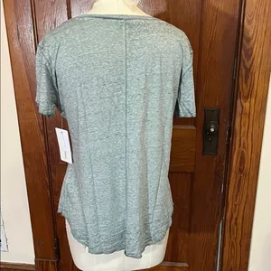 Threads 4 Thought Gray Women's Pocket Tee Top thumbnail 4