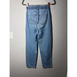 American Eagle Highest Rise Baggy Mom Jeans Light Wash Sz 0 thumbnail 4