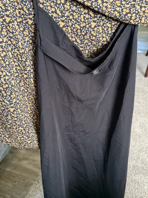 Uniqlo Black Dress with Mustard Floral Print thumbnail 6