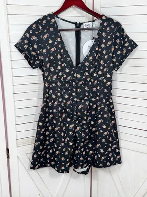 Princess Polly Floral Button Front V Neck Romper Black Size 4 Cottage Playsuit thumbnail 8