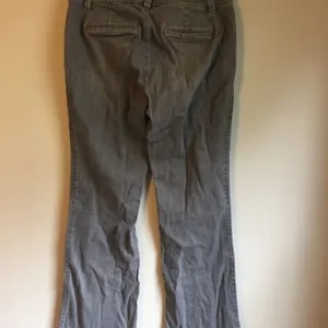 Loft size 10 modern‎ flare jeans thumbnail 5