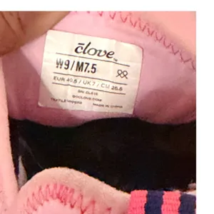 Clove Healthcare Sneakers Sz 9 Pink Navy Gradient Water Resistant Nursing Shoes thumbnail 3
