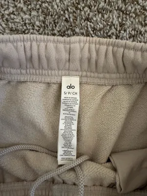 Alo Yoga light tan sweatpant joggers (size small) thumbnail 5