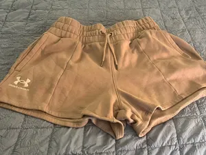 Under Armour Women's Tan Cotton Shorts Women’s XL thumbnail 1