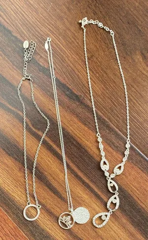 Bundle of 3 Necklaces Disney and Bling Rhinestones thumbnail 1