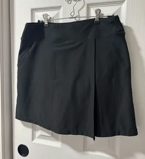 L.L. Bean Skort thumbnail 1