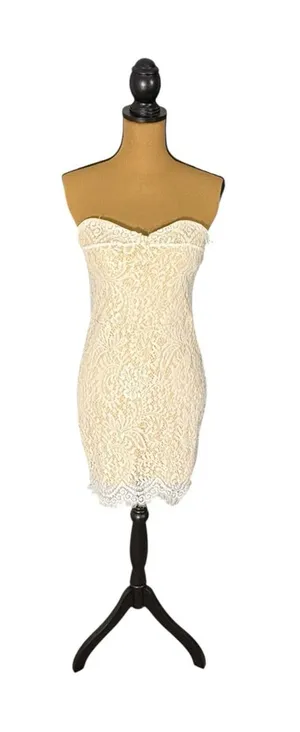Superdown Kendall Lace Mini Dress L White Cream Strapless Eyelash Lace Bodycon thumbnail 1