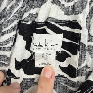 Nicole Miller New York XL Black White Floral Linen Blend Tiered Maxi Dress thumbnail 3