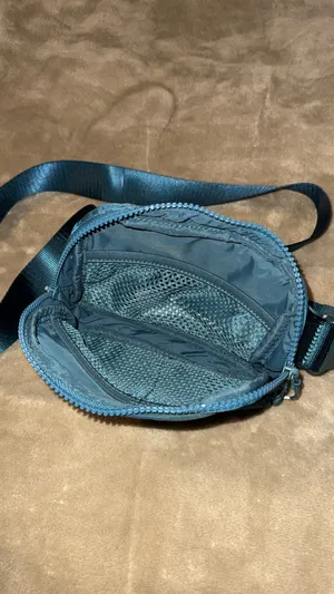 brand new fabletics belt bag  thumbnail 2
