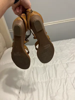 Jessica Simpson Sandals thumbnail 3