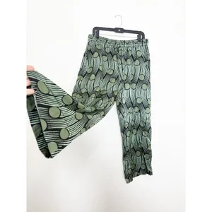 Zara Green Geometric Flowy Satin Cropped Pants Size Large Abstract Funky Boho thumbnail 11