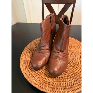 Kelly & Katie Brown Ruched Buckle Ankle Boots Women 9.5 Zip Stacked Heel Booties thumbnail 6